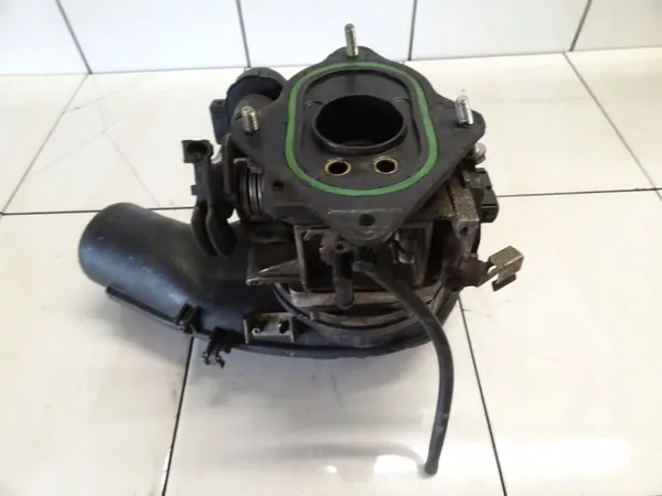 VW PASSAT B3 III 1.8 B 88-93 Couverture Monowtrysk 0132008S00 image 6