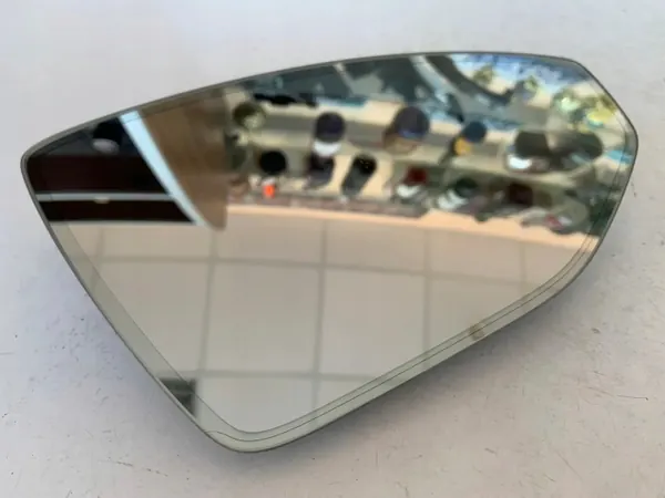 Getöntes konvexes Spiegelglas rechts OEM 4N0857536D image 2