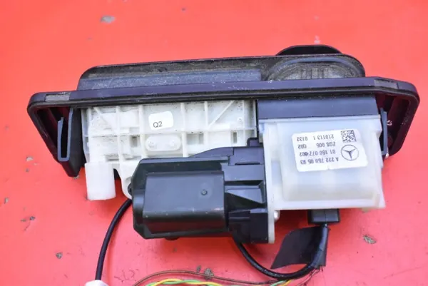Kofferbakopener OEM A2227500593 met camera image 6