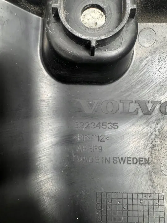 Volvo XC40 2017-2024 konnuslukon kansi OEM 32234535 image 4