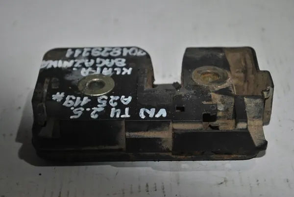 Baklucka Lås VW T4 Transporter 2.5 image 3