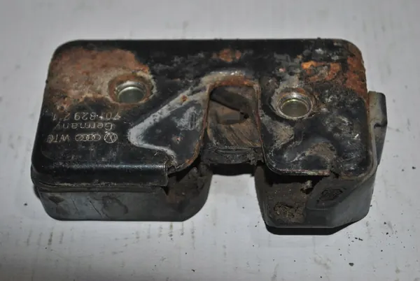 Baklucka Lås VW T4 Transporter 2.5 image 5