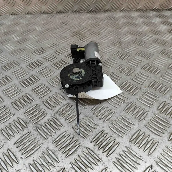 Motor de techo solar OEM 0390200100 Mercedes-Benz image 4