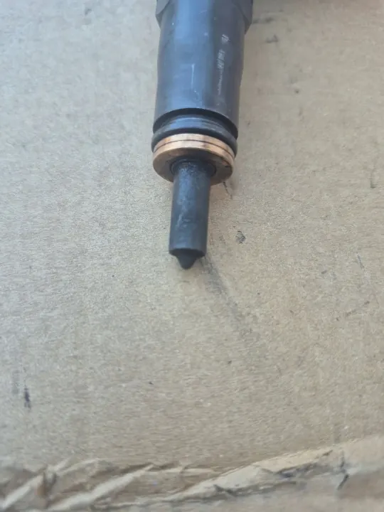 Bomba de combustível OEM 038130073AR 1.9 TDI 130CV image 3
