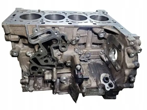 Mercedes-Benz Moottorilohko OEM 654916 C-luokka W205 image 6