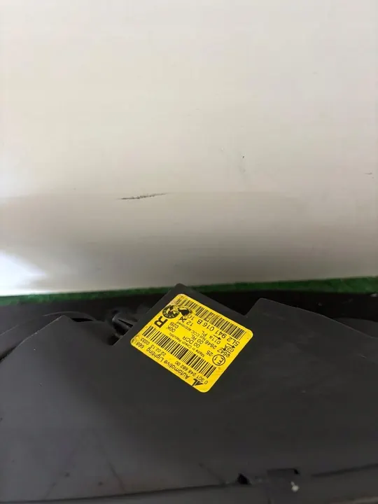 Farol Direito Skoda Yeti Bi Xenon Europa image 2