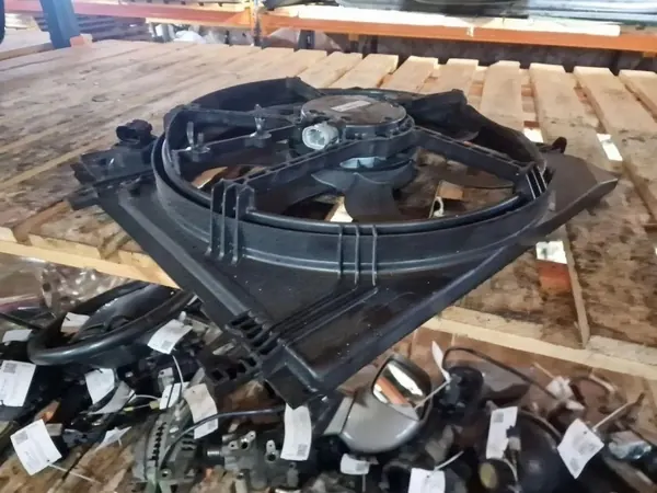 Nissan Qashqai Kylarfläkt Skydd OEM 214814EB0A image 3