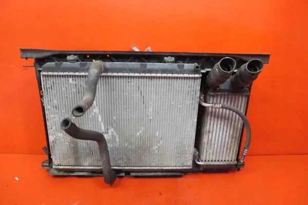 PEUGEOT 307 2.0 HDI RHY Etu Radiatorin Tuulettimen Kompletti OEM 9646577680 image 5