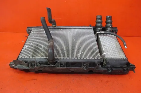 PEUGEOT 307 2.0 HDI RHY Etu Radiatorin Tuulettimen Kompletti OEM 9646577680 image 8