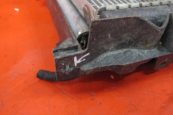 PEUGEOT 307 2.0 HDI RHY Etu Radiatorin Tuulettimen Kompletti OEM 9646577680 image 9