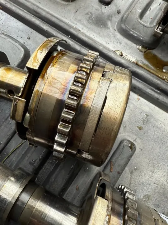 Árvore de cames Mercedes A278 4.7 Biturbo Usado OEM image 6