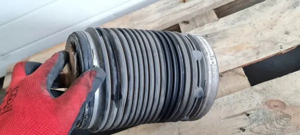 Airbag di Sospensione Posteriore Audi S6 C7 4G 4G0616002AA image 10