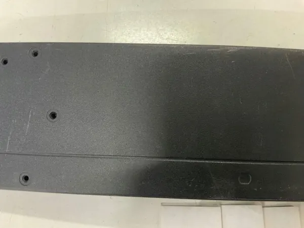 Cadre de plaque d'immatriculation Mercedes Classe C W206 OEM A2068853001 image 5