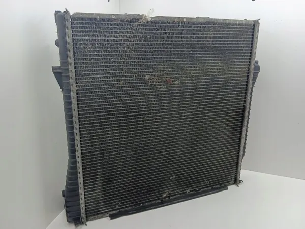 BMW X5 E53 2006 Waterradiator OEM 7543347 image 3