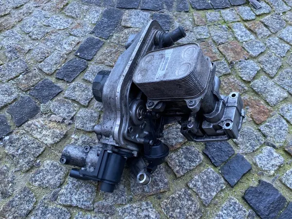 EGR-Ventilkühler VW T5 03L115512A 03L115561 03L117021C image 8