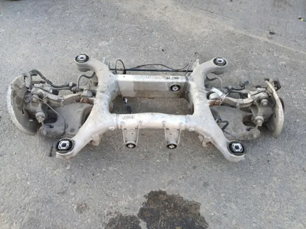 BMW F10 Hinterachsschwinge OEM Wrakowisko-16368- image 5