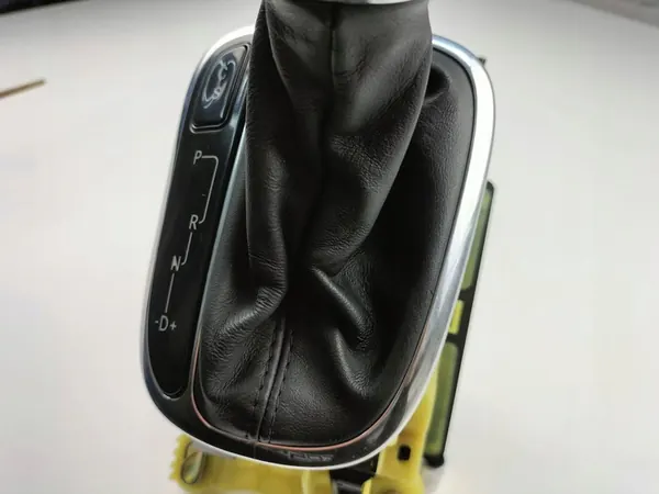 Levier de changement de vitesses supérieur Mercedes-Benz CLK A209 C209 2003 image 3