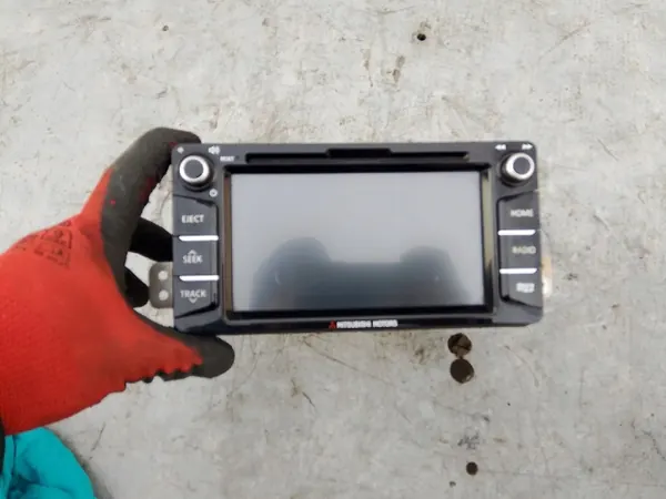 Mitsubishi MZ360615EX Navigationsradioenhet OEM image 2