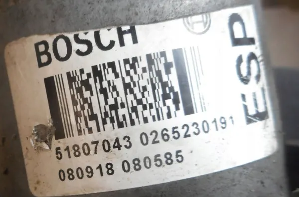 Alfa Romeo Mito ABS-pumppu OEM 51807043 Käytetty image 4