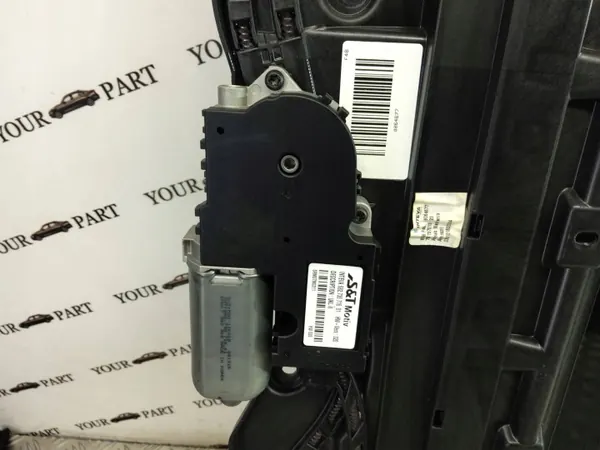 Teto solar BMW X1 (F48) OEM 8064677 - Usado image 10