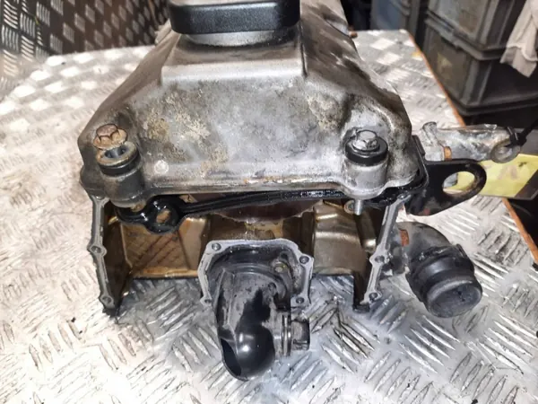 OEM 1743987 Cylinderhuvud 1.9 8V för BMW 3-serie E46 image 3