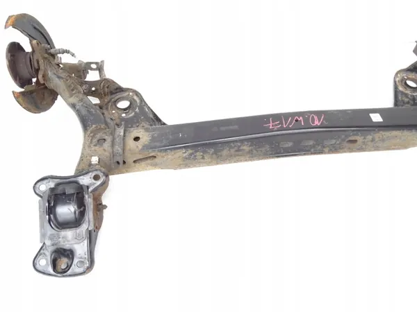 Bakvagnsbalk OEM 5Q0501049AD - Begagnad image 6