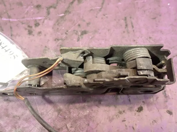 Verrou de capot Audi A3 8P OEM Zawada-384495- 2 broches image 4