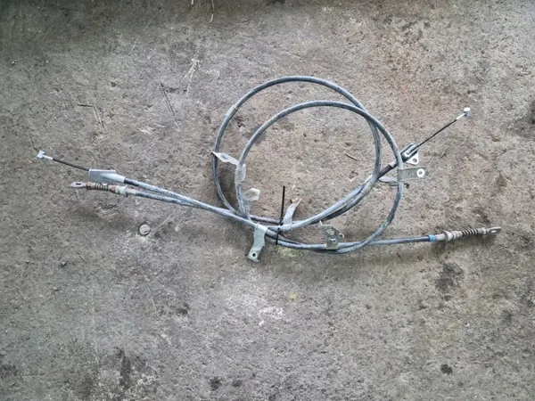 Câbles de frein à main Suzuki Vitara III OEM 15-18 image 4
