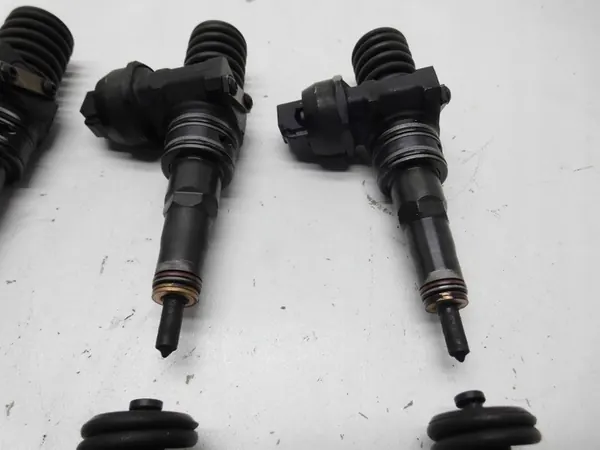 Injetor 07Z130073H VW Touareg 7L 5.0TDI image 3