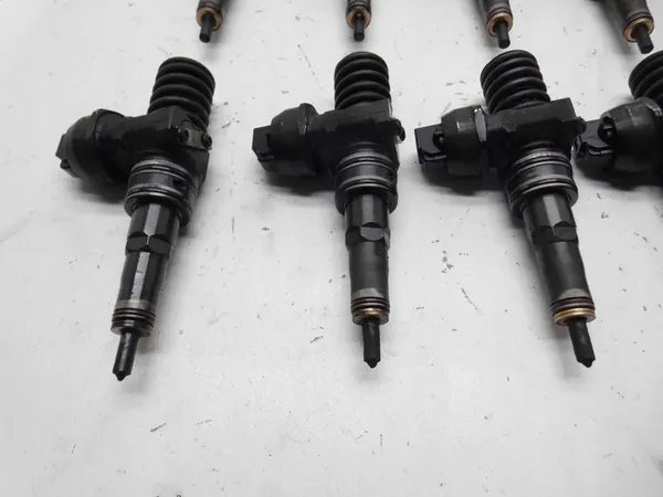 Injetor 07Z130073H VW Touareg 7L 5.0TDI image 4