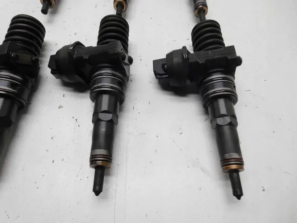 Injetor 07Z130073H VW Touareg 7L 5.0TDI image 5