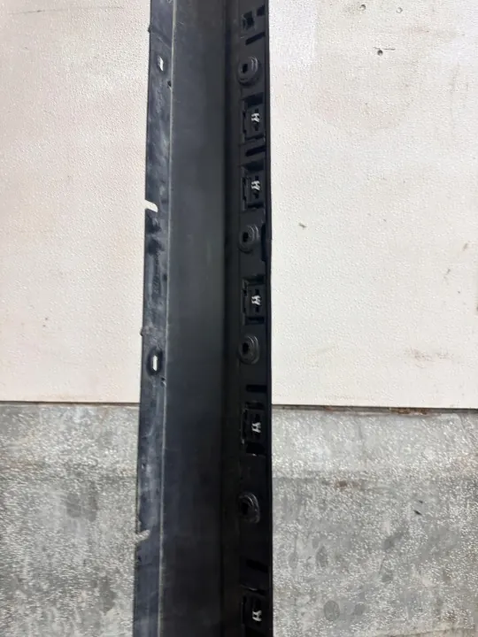 Protector lateral derecho OEM 9Y0853752 para Porsche Cayenne image 6