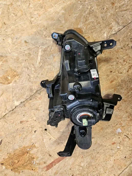 Halogenstrålkastare Vänster Fram OEM 92201-J7500 Kia image 4