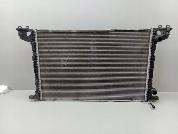 Radiateur d'eau OEM 8W0121251L pour Audi A4 B9 A5 Q5 2.0 TDI image 2