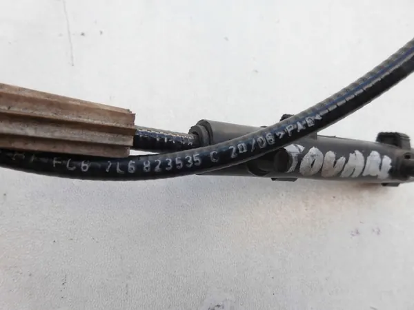 Motorhuvud Kabel 7L6823535C VW Touareg 7L image 4
