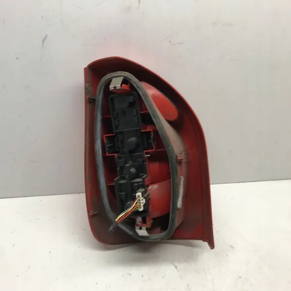 Luz Trasera Derecha Citroen Xsara Picasso image 5