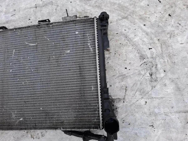 MERCEDES W203 2.7 CDI Enfriador de agua AC image 2