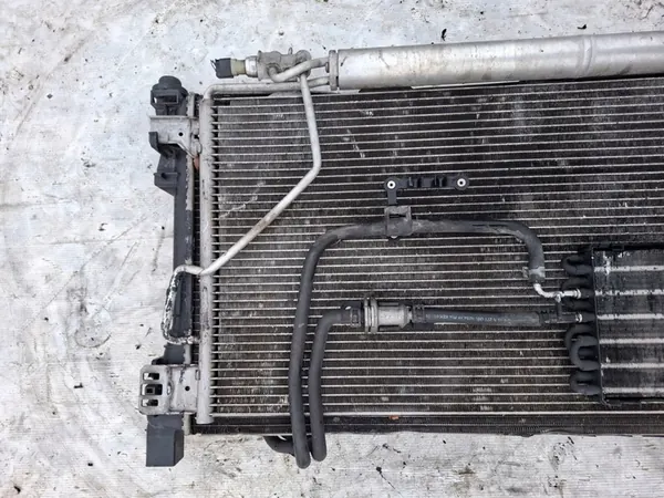 MERCEDES W203 2.7 CDI Enfriador de agua AC image 7