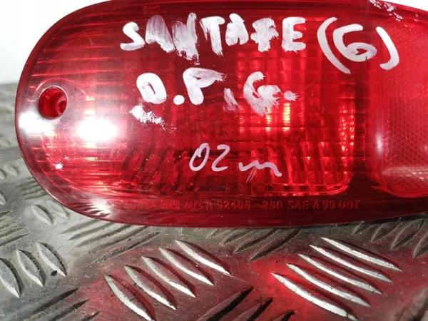 Luz de parachoques trasero Hyundai Santa Fe OEM FOB10404 image 3