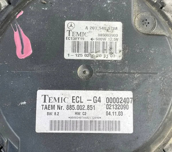 Kylarrubrik Mercedes Benz W203 W209 C209 CLK A2035400788 image 3