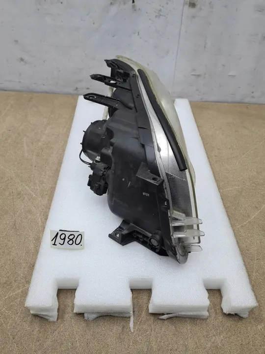 Lámpara Delantera Izquierda TOYOTA RAV4 3 Lift XA30 image 3