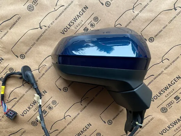 AUDI Q3 Oikea Peili LS9R 14 Pin 2020 OEM 83B857410F image 4