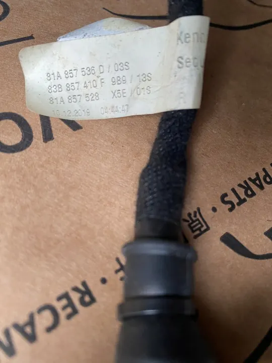 AUDI Q3 Oikea Peili LS9R 14 Pin 2020 OEM 83B857410F image 6