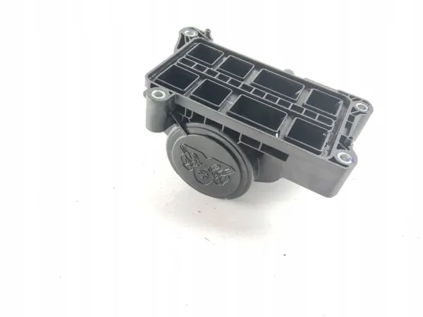 Tesla Model Y Ventil OEM 150685900D - Begagnad image 4