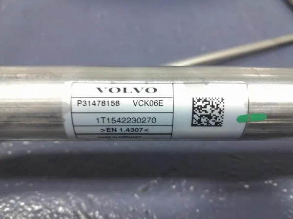 Pescoço de enchimento Volvo XC90 II OEM 31478158 image 4