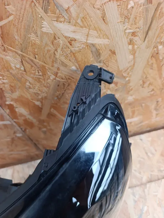 Farol Esquerdo Renault Megane IV 2016- KNKI86TH image 2