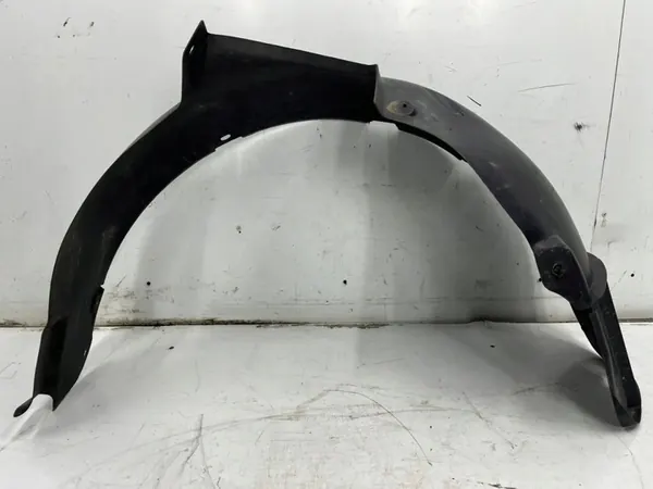 Front Left Wheel Arch VW Golf IV 1997- image 7