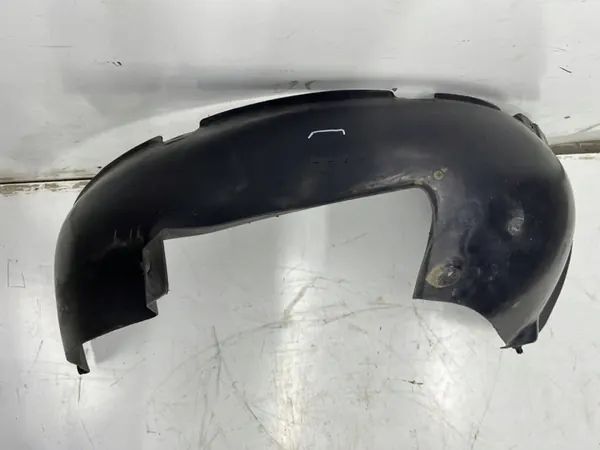 Front Left Wheel Arch VW Golf IV 1997- image 9
