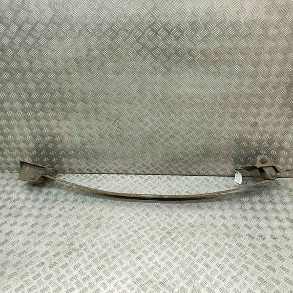 Opel Movano B 2019 Hinterfeder rechte Seite OEM 95509152 image 3