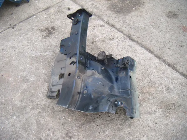 KIA MAGENTIS II 05-08 Oikea Etu-Neljännespalkki OEM image 3